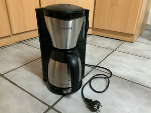 Кофеварка Philips HD7546 (1 фото из 3)