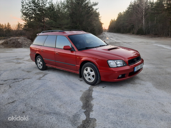 Subaru Legacy (фото #1)