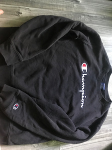 Одежда (2 фото из 9)