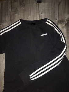 Одежда (3 фото из 9)