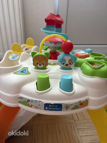 Музыкальный развивающий столик Clementoni Baby Park Activity