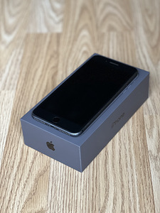 iPhone 8+ 128GB, space gray (3 foto / 3)