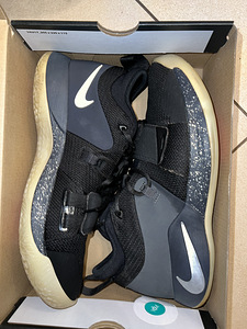 Nike pg 2.5 black pure platinum tossud (3 foto / 3)