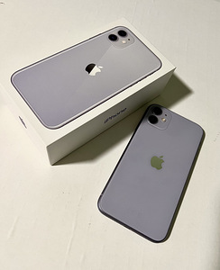iPhone 11 128 ГБ (1 фото из 3)