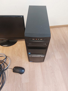 Lauaarvuti Windows 7 Home Premium Service Pack 1 (5 foto / 8)