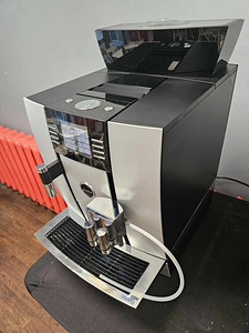JURA GIGA X3c espressomasin (5 foto / 9)