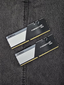 G.skill trident z Neo 2x16gb 3600 CL16 (1 foto / 8)