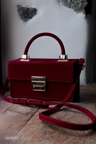 Красивая бархатная сумка Zara (фото #1)