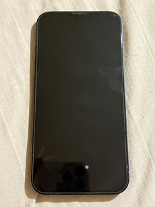 Продам iPhone 13, 128gb (3 фото из 4)