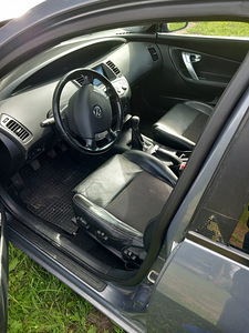 Nissan Primera.2007.avariiline. (4 foto / 8)