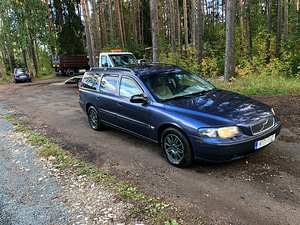 Volvo v70 2.4td 120kw 2002 мануал (5 фото из 10)