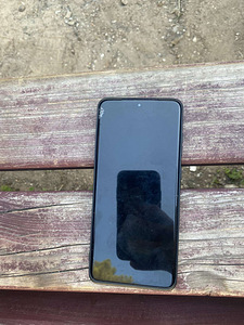 Samsung s20 plus 128 gb (3 foto / 3)