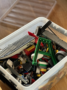 Lego (1 фото из 3)