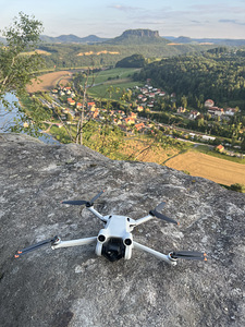 DJI MINI 3 pro fly more combo +lisad (1 foto / 10)
