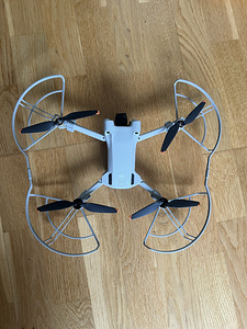 DJI MINI 3 pro fly more combo +lisad (8 foto / 10)