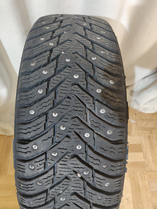 Nokian Hakkapeliitta 8 naastrehvid mõõdus 175/65 R15 (2 foto / 6)