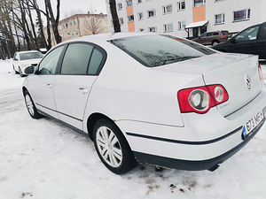 PASSAT 1.6 B. M. (2 foto / 13)