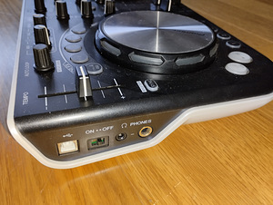 DJ-kontroller Pioneer Wego (2 foto / 4)