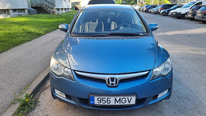 Autorent / auto rentimiseks (1 foto / 2)