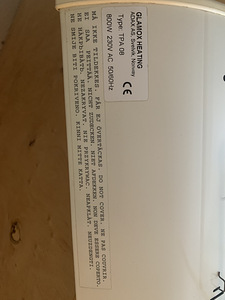 Elektri radiaator (3 foto / 4)