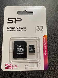 Valvekaamera + mälukaart 32gb (2 foto / 2)
