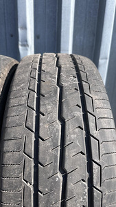 215/65R15 Toyo NanoEnergy VAN C (5 foto / 7)