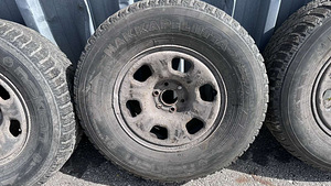 Шины 265/70R16 на дисках Navara Pathfinder Nissan (3 фото из 7)