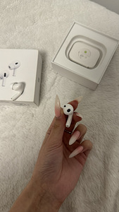 Airpods Pro 2ND Generation 2 kõrvaklappi (2 foto / 7)