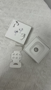 Airpods Pro 2ND Generation 2 kõrvaklappi (7 foto / 7)