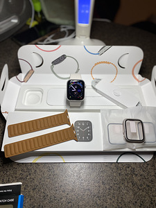 Ideaalne Apple Watch SE 44mm Silver Aluminium GPS (1 foto / 4)