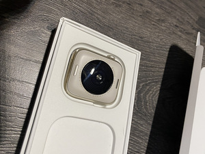 Apple Watch SE (2nd Gen) 44mm Star Alu GPS (3 foto / 4)