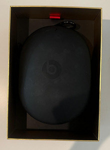 Beats by Dr. Dre Studio 3 Wireless наушники (7 фото из 7)
