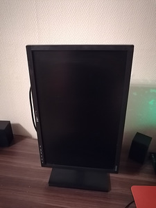 Монитор Samsung 19" (4 фото из 6)