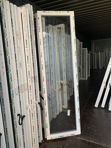 Plastikust (PVC) vertikaalsed vaateaken