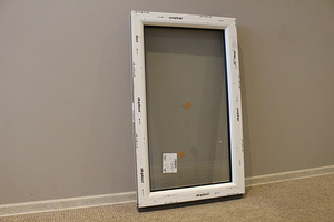 Mitteavatav plastic (PVC) aken, laiusega 600 mm (6 foto / 8)