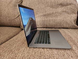 MacBook Pro 15inch 2019 32GB (3 фото из 5)