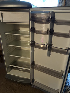 MÜÜA Gorenje retrodisainiga külmik (4 foto / 4)
