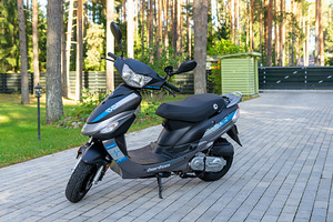 Скутер Barton Galactic 50cc (1 фото из 10)