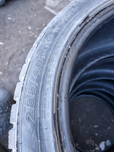 255/40 R19. Naastrehvid Nokian Hakkapeliitta (7 foto / 8)