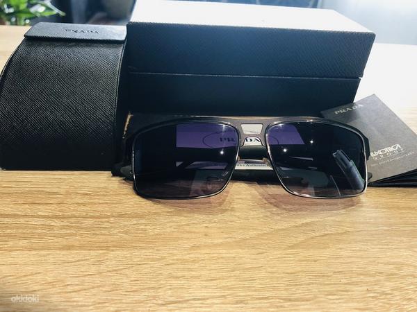 Солнцезащитные очки Prada (фото #3)