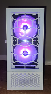 I7 Nvidia 1070 Ti Mänguriarvuti (6 foto / 8)