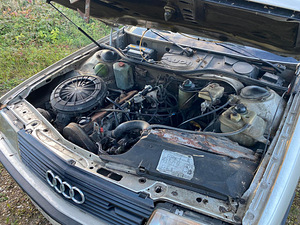 1983 Audi 100 C3 1.9 74kW r5 (10 foto / 12)