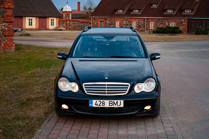 MERCEDES-BENZ C 220 CDI 2007 (2 foto / 9)
