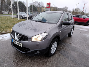 Nissan Qashqai (3 foto / 12)
