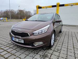 Kia ceed 1.4 Comfort SE 2014 (3 foto / 15)