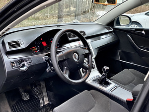 Volkswagen Passat 1.9TDI 77kw (6 foto / 8)