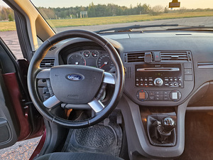 Ford Focus C-Max 1.6 80kW (8 foto / 11)
