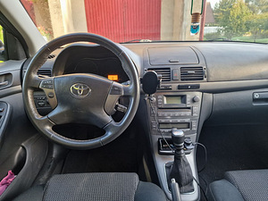 Skoda Octavia 2.2 130kW (12 foto / 12)