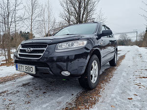 Hyundai Santa Fe 2.7 V6 139 kW 7-kohaline nelikvedu (1 foto / 15)