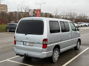 2009 Toyota hiace 8-kohaline 2.5 86kw (5 foto / 10)